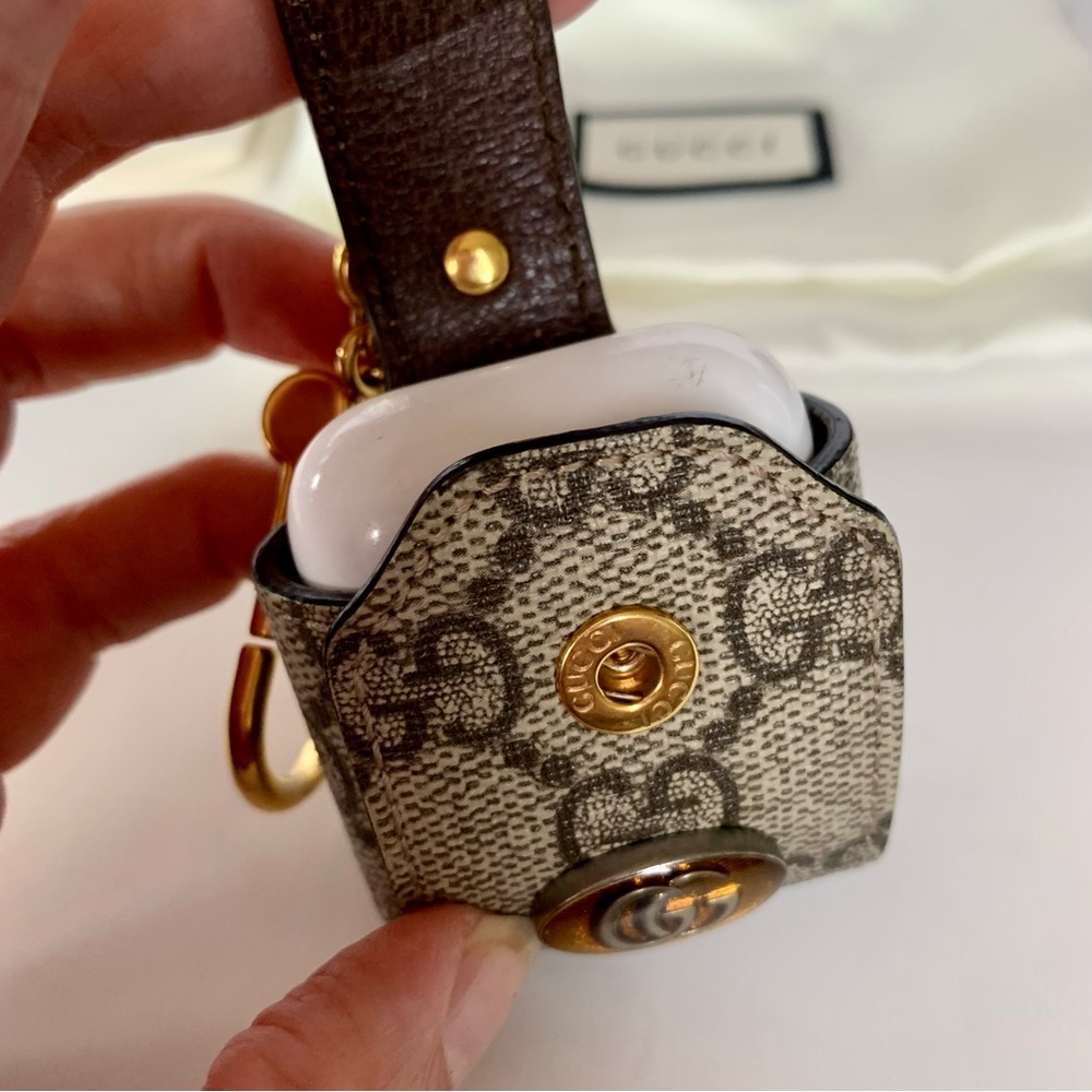 Gucci AirPod Case Cover Gen 1 & 2 Original Box, Dust Bag, and Booklet Like New - Picture 4 of 13